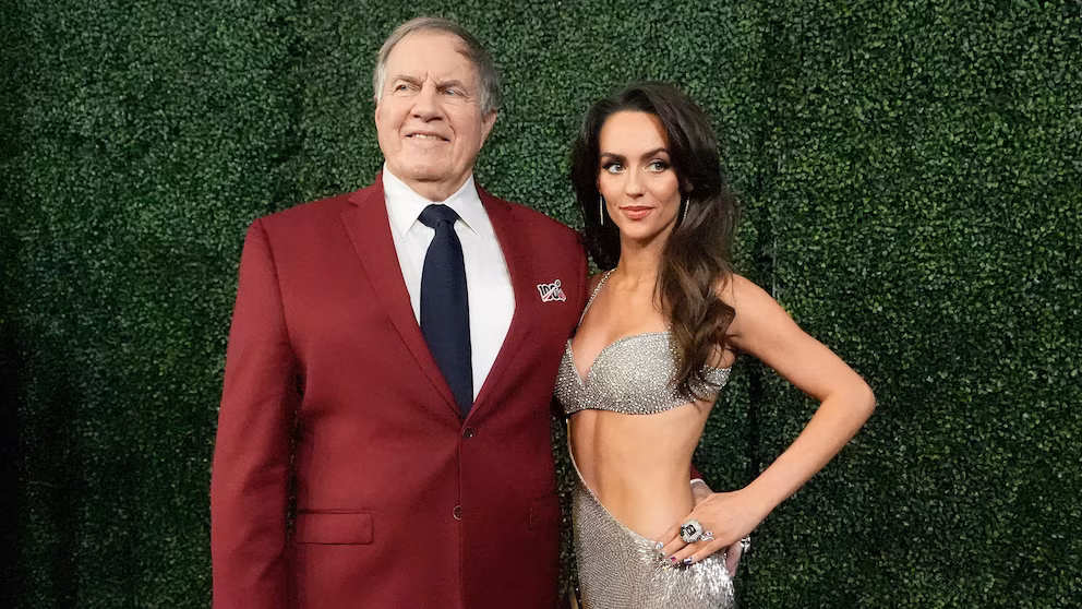 Bill Belichick defends girlfriend after interview moment goes viral
